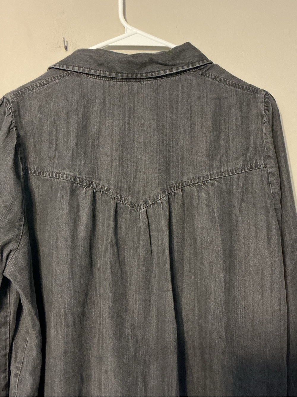 Jane + Delancey Black Denim Button Down - Picture 8 of 11